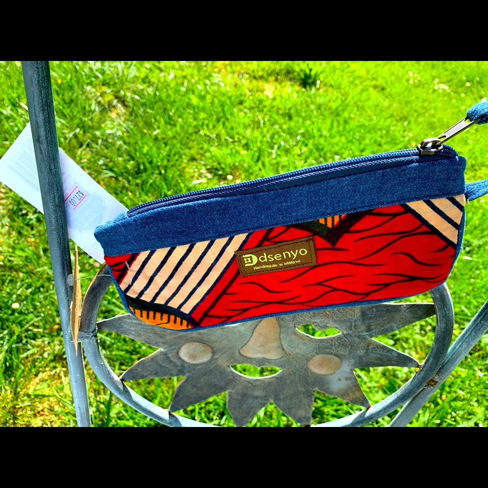 Dsenyo Mud-cloth Wristlet